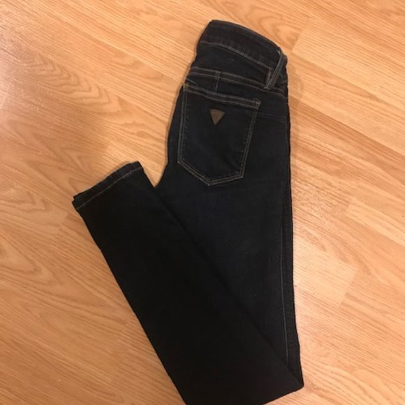 Guess Jeans - Picture 6 of 10